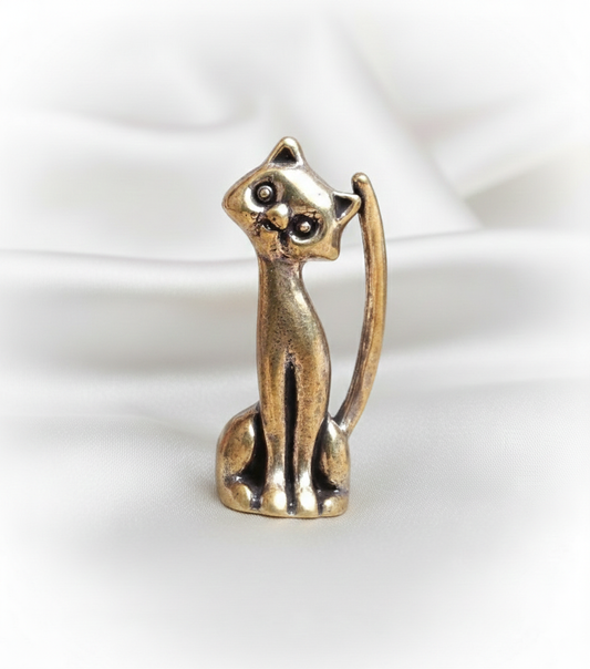 Handcrafted Brass Cat Figurine Incense Burner – Mini 1 pc Copper Kitten Statue, Cute Animal Desktop Ornament for Home & Office Décor, Cat Lover Gift