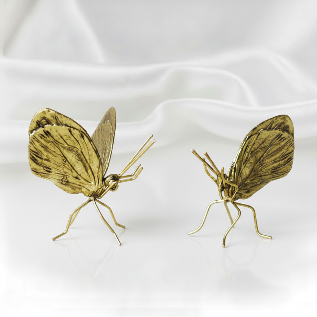 1 PC Golden Butterfly  Metal Ornament – Small Zinc Alloy Handicraft Sculpture for Home Art Décor, Wedding & Christmas Gift