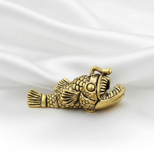 Brass Ocean Anglerfish Figurine – Sea Animal Model, Fishbowl Decoration, Educational Miniature Toy for Kids & Collectors