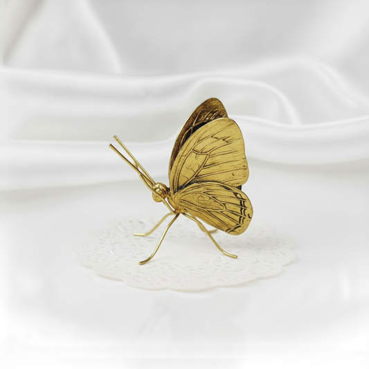 1 PC Golden Butterfly  Metal Ornament – Small Zinc Alloy Handicraft Sculpture for Home Art Décor, Wedding & Christmas Gift