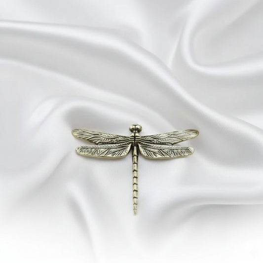 Brass Dragonfly Figurine – Retro Insect Ornament for Office Desk, Furniture & Home Decoration