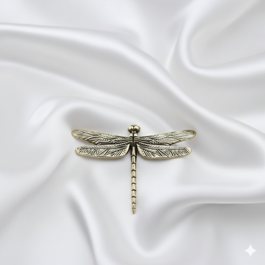 Brass Dragonfly Figurine – Retro Insect Ornament for Office Desk, Furniture & Home Decoration