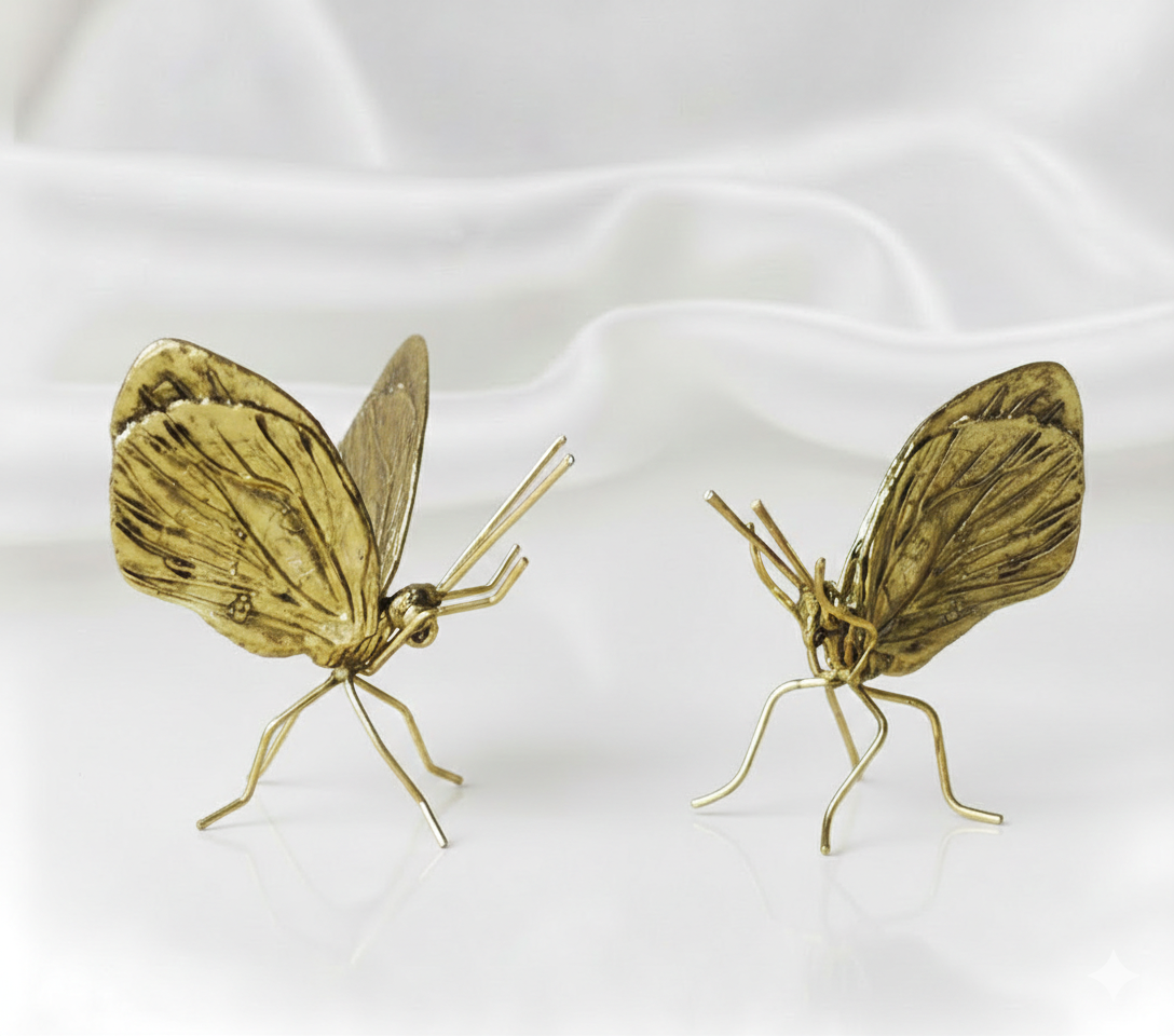 1 PC Golden Butterfly  Metal Ornament – Small Zinc Alloy Handicraft Sculpture for Home Art Décor, Wedding & Christmas Gift